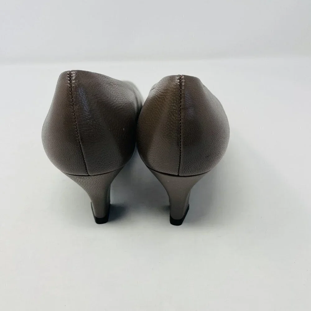 Easy Spirit Womens Size 8.5‎ 2A/4A NARROW Legend Leather Pump Mid Heels in Brown
